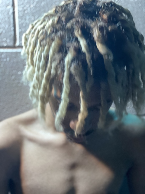 marvvibezz header picture leakfans.com