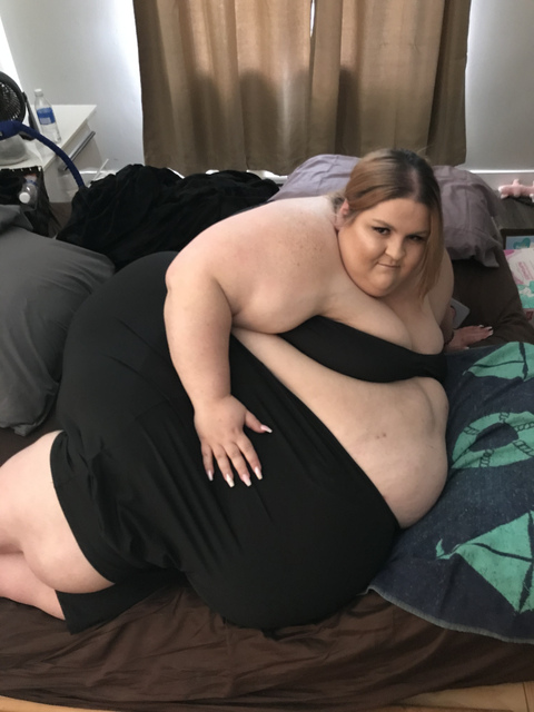 massivelysweet header picture leakfans.com