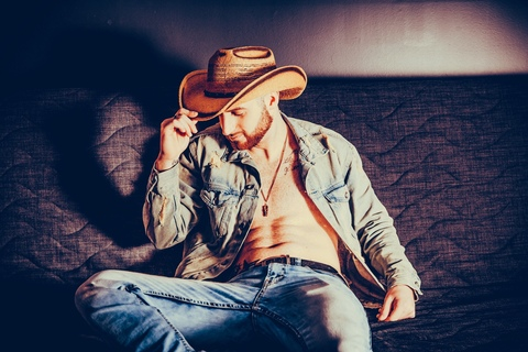 mathisredd header picture leakfans.com