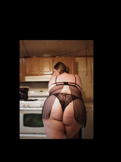 meganr2001 header picture leakfans.com