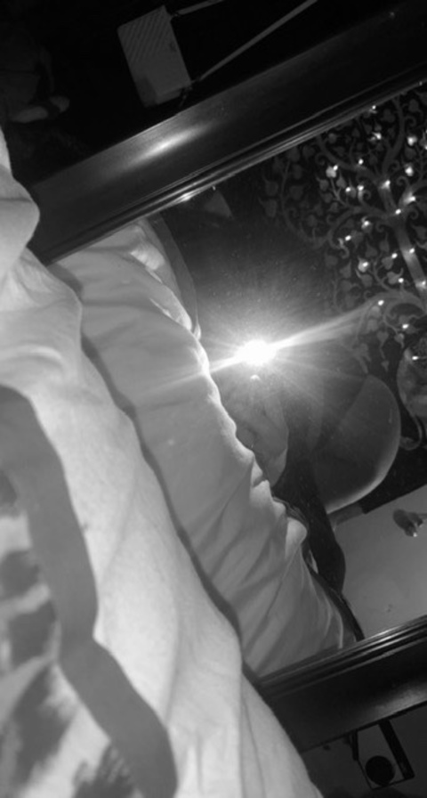 meganrenee201 header picture leakfans.com