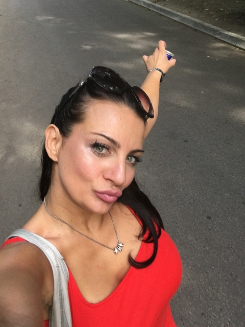 mica-777 header picture leakfans.com