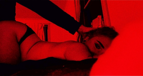 midgeeyy header picture leakfans.com