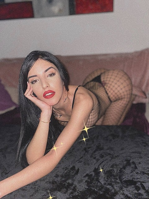 miiriamlm header picture leakfans.com