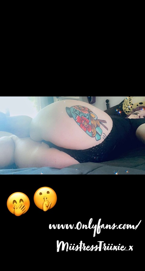 miistresstriixie_x header picture leakfans.com