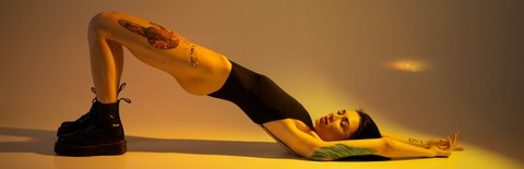 mika_davis header picture leakfans.com