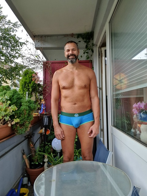 mikeblove1 header picture leakfans.com