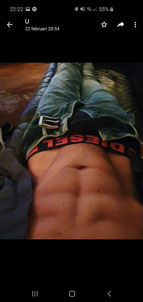 mikievw header picture leakfans.com