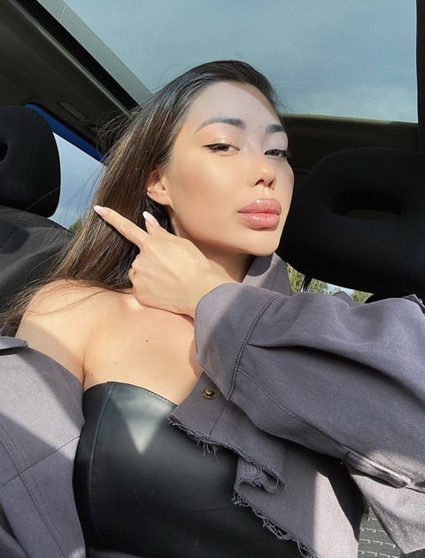 mila-pan header picture leakfans.com