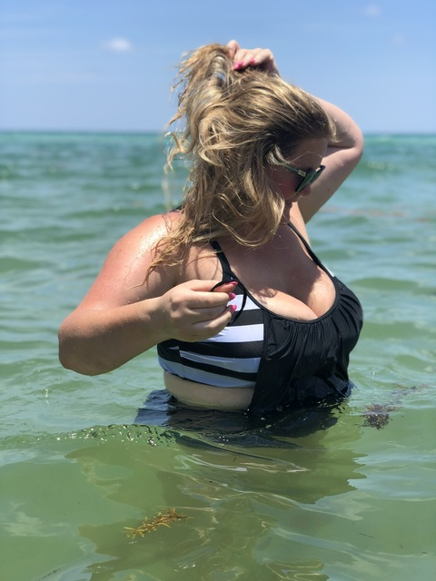 milkytits4u69 header picture leakfans.com