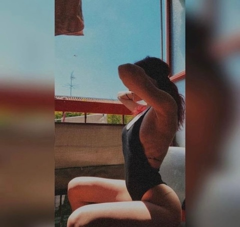 mireb03 header picture leakfans.com