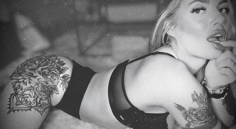 mirmirthebaddie header picture leakfans.com