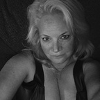 miss-chastity profile picture leakfans.com