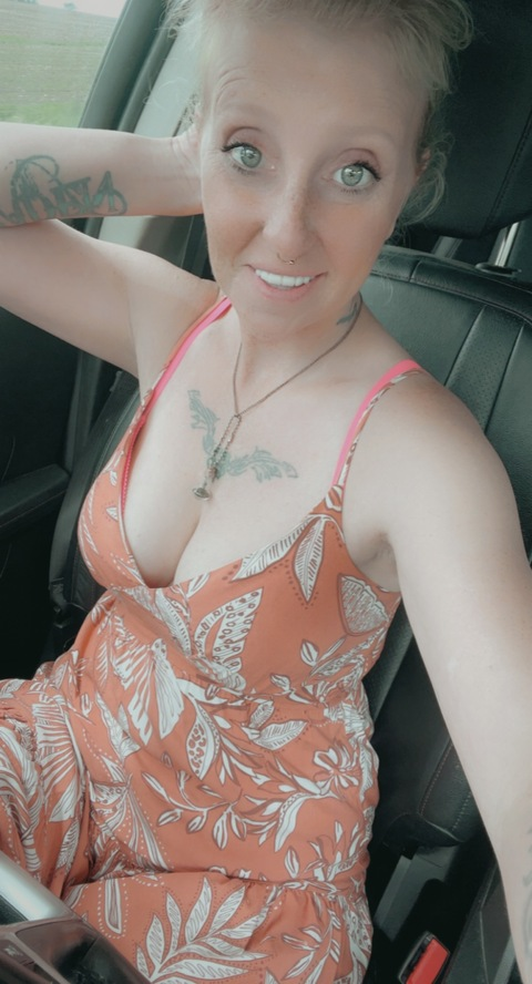 missdabz420 header picture leakfans.com