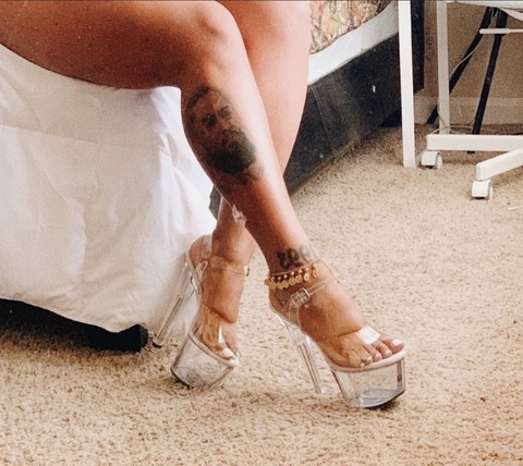 misshoneyyd header picture leakfans.com