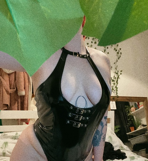 missmaexo header picture leakfans.com