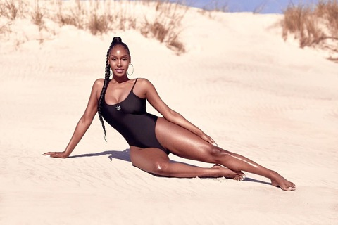 mistressbrinks header picture leakfans.com