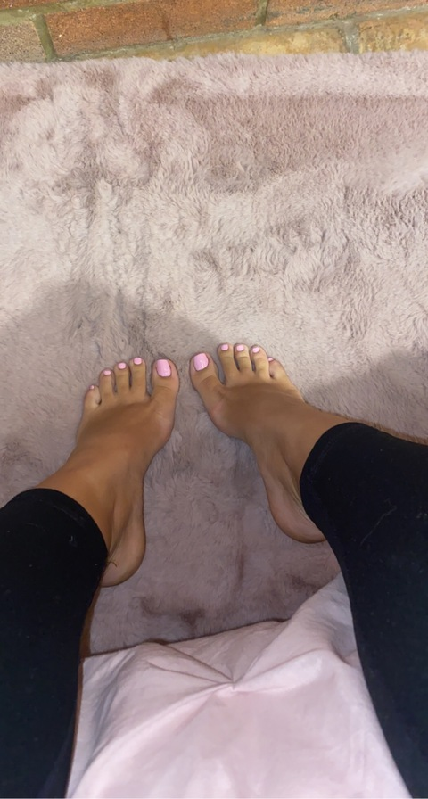 Header of mixedprettytoes