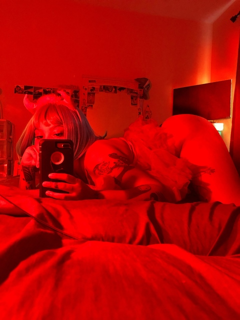 mochamay header picture leakfans.com