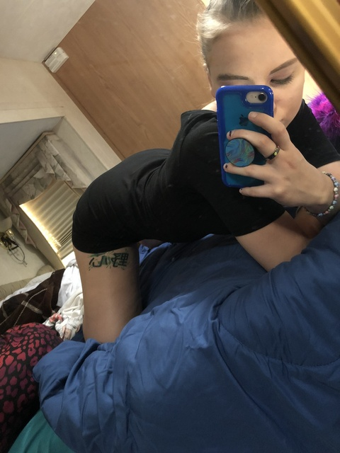 modelgoddess header picture leakfans.com