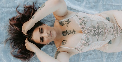 monicamarie143 header picture leakfans.com