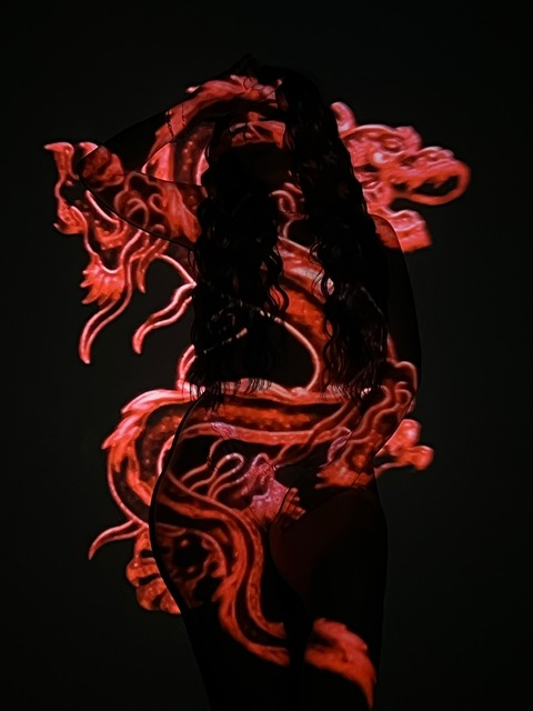 monicapantsdown header picture leakfans.com