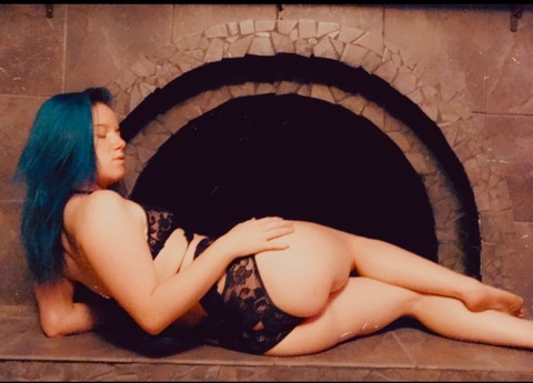 moonprism420 header picture leakfans.com