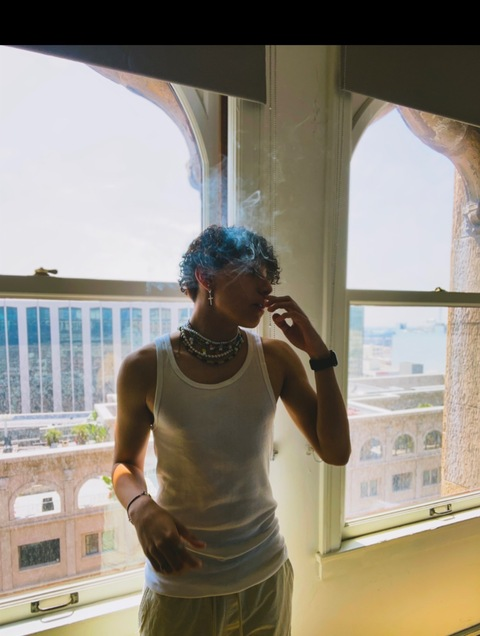 mostlylandon header picture leakfans.com