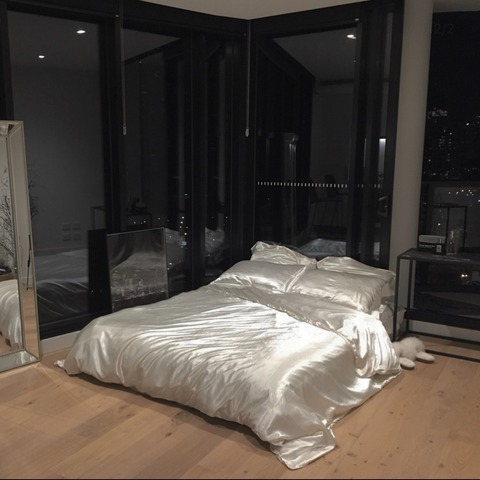 mrlisty header picture leakfans.com