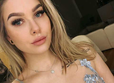 mrsbecca header picture leakfans.com