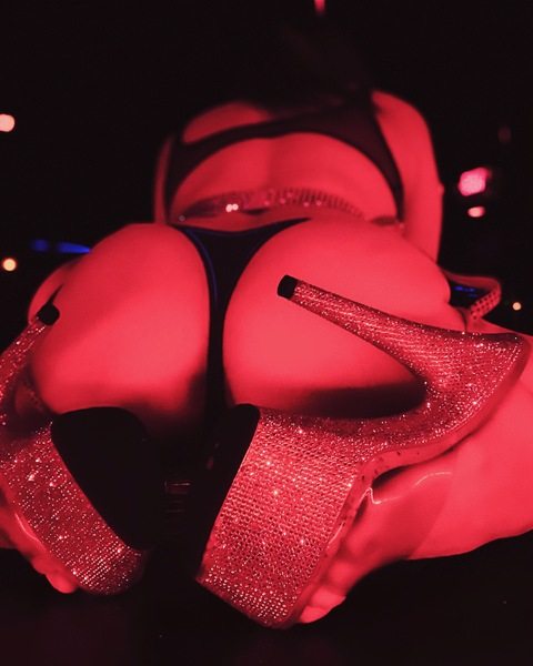 mscurvyaries header picture leakfans.com