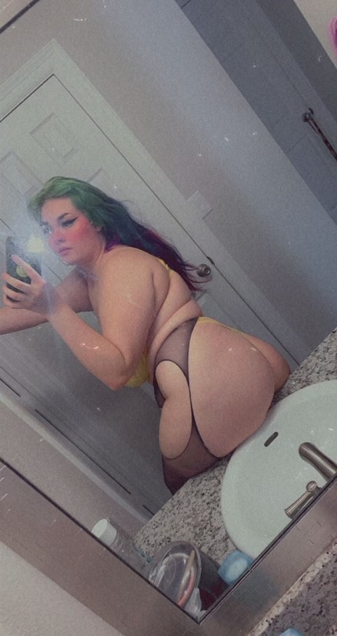 mylittleslutty header picture leakfans.com