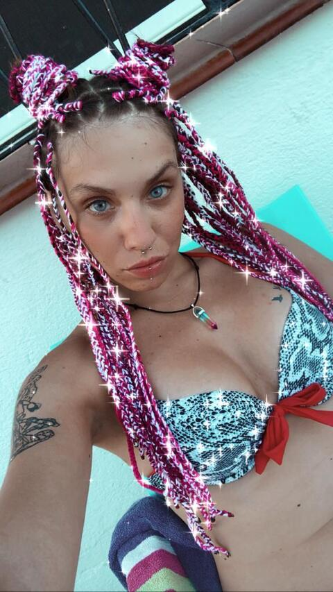 namiiswaan header picture leakfans.com