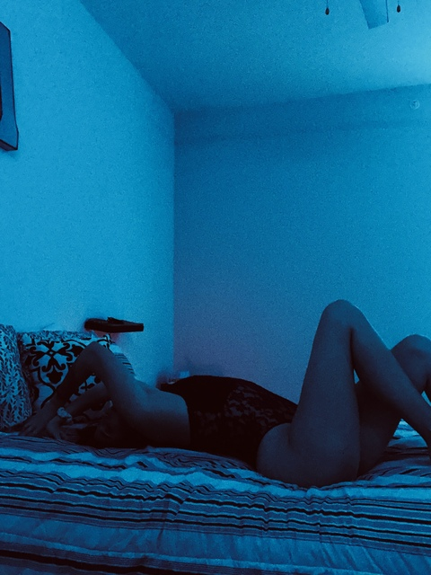 natashadeannxxx header picture leakfans.com