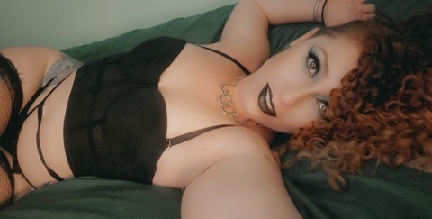 naughtyjinjer header picture leakfans.com