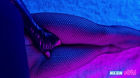 Header of neonfuta