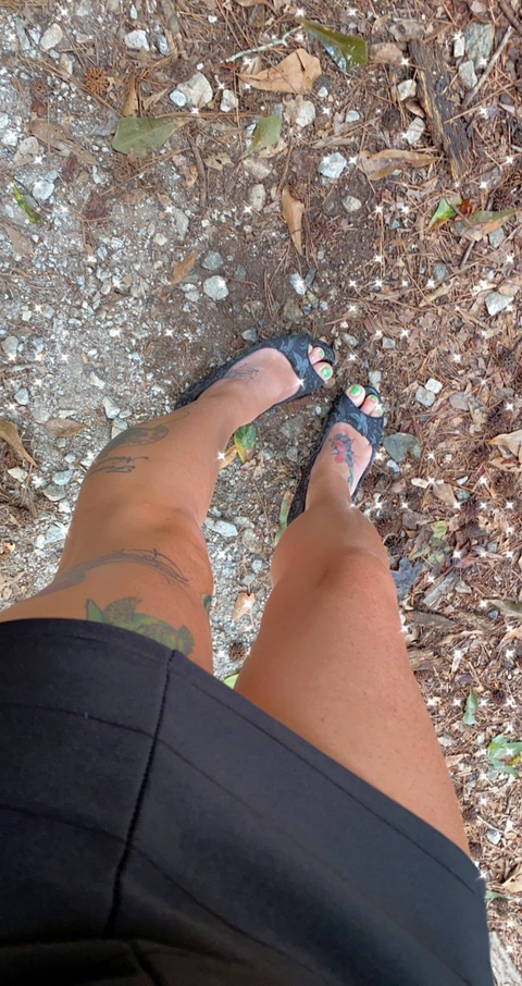 niceandnaughtyfrog header picture leakfans.com