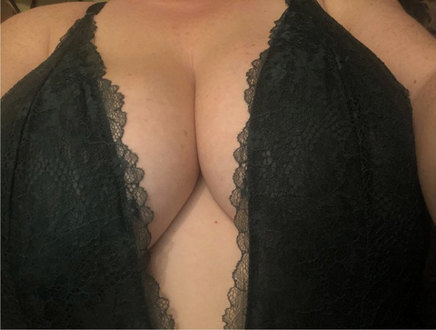 nicoleexxxo header picture leakfans.com