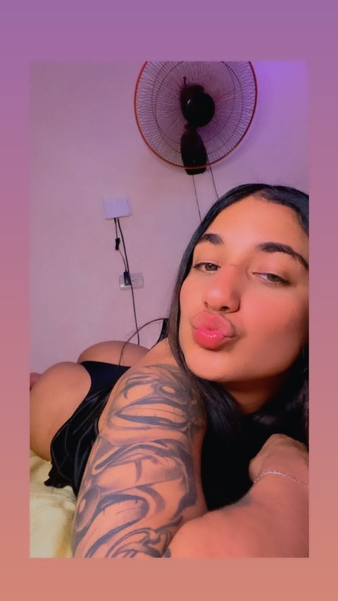 niini_fernandez header picture leakfans.com