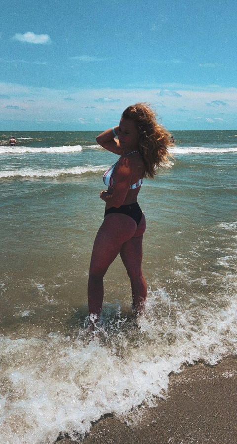 nikii_10 header picture leakfans.com