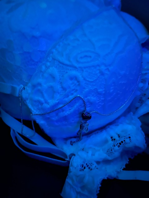 noneyourbusinesss header picture leakfans.com