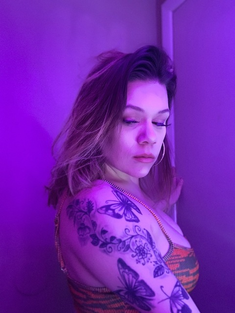 nuggie header picture leakfans.com