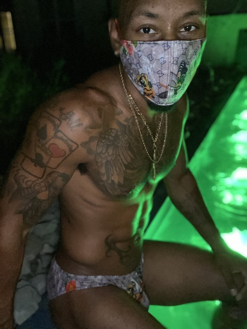 nutmilkxxx header picture leakfans.com