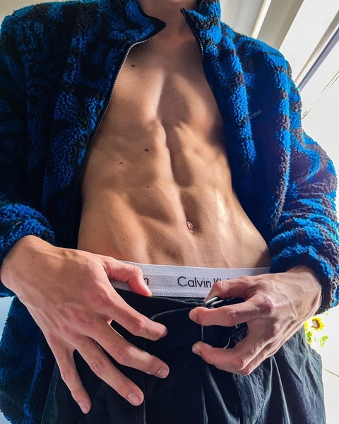 oklayay header picture leakfans.com