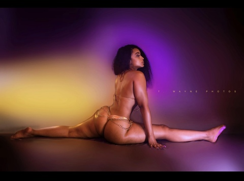 only1laflame header picture leakfans.com