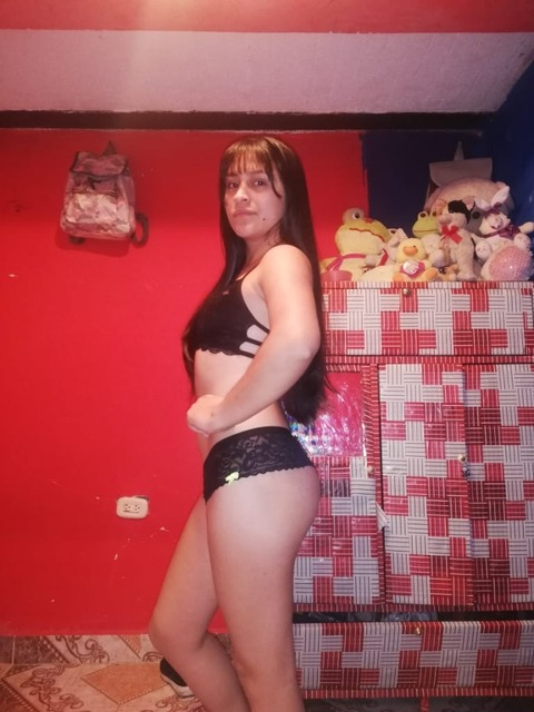 paolita_arias header picture leakfans.com