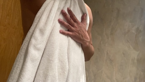 papaenzio header picture leakfans.com