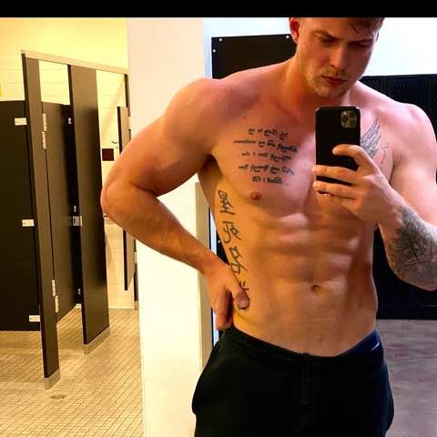 papahen header picture leakfans.com