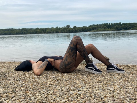 patriciaderibo header picture leakfans.com