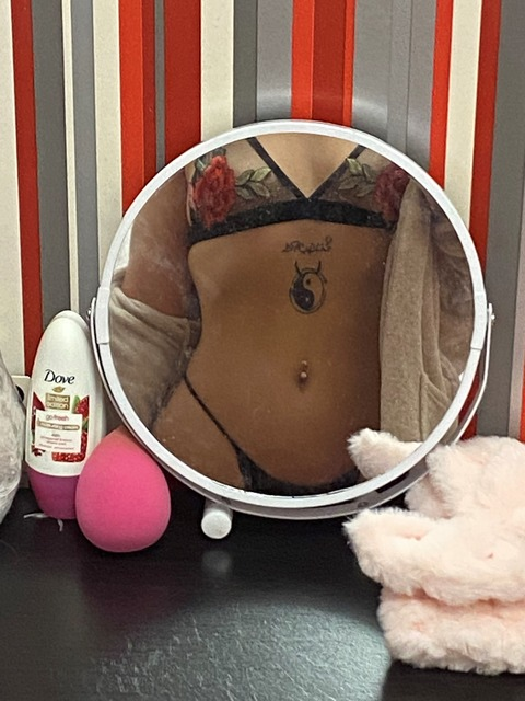 patriserrano21 header picture leakfans.com